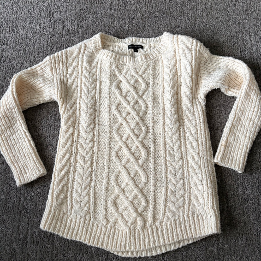 Banana Republic Cozy Cream Cable Knit Sweater